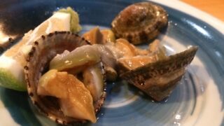 松葉貝（マツバガイ）の刺身